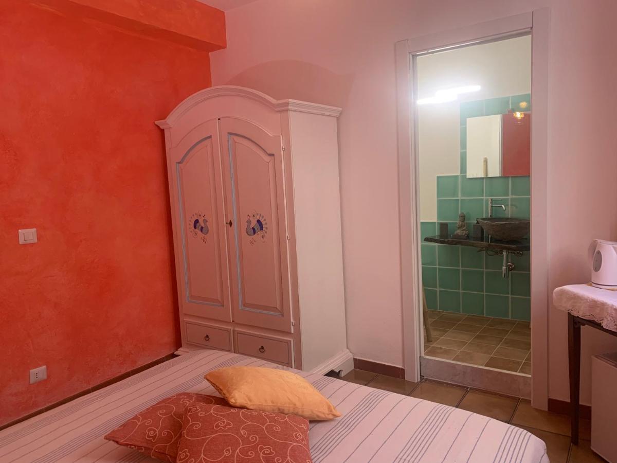 Da Ida Hotel Bosa Buitenkant foto
