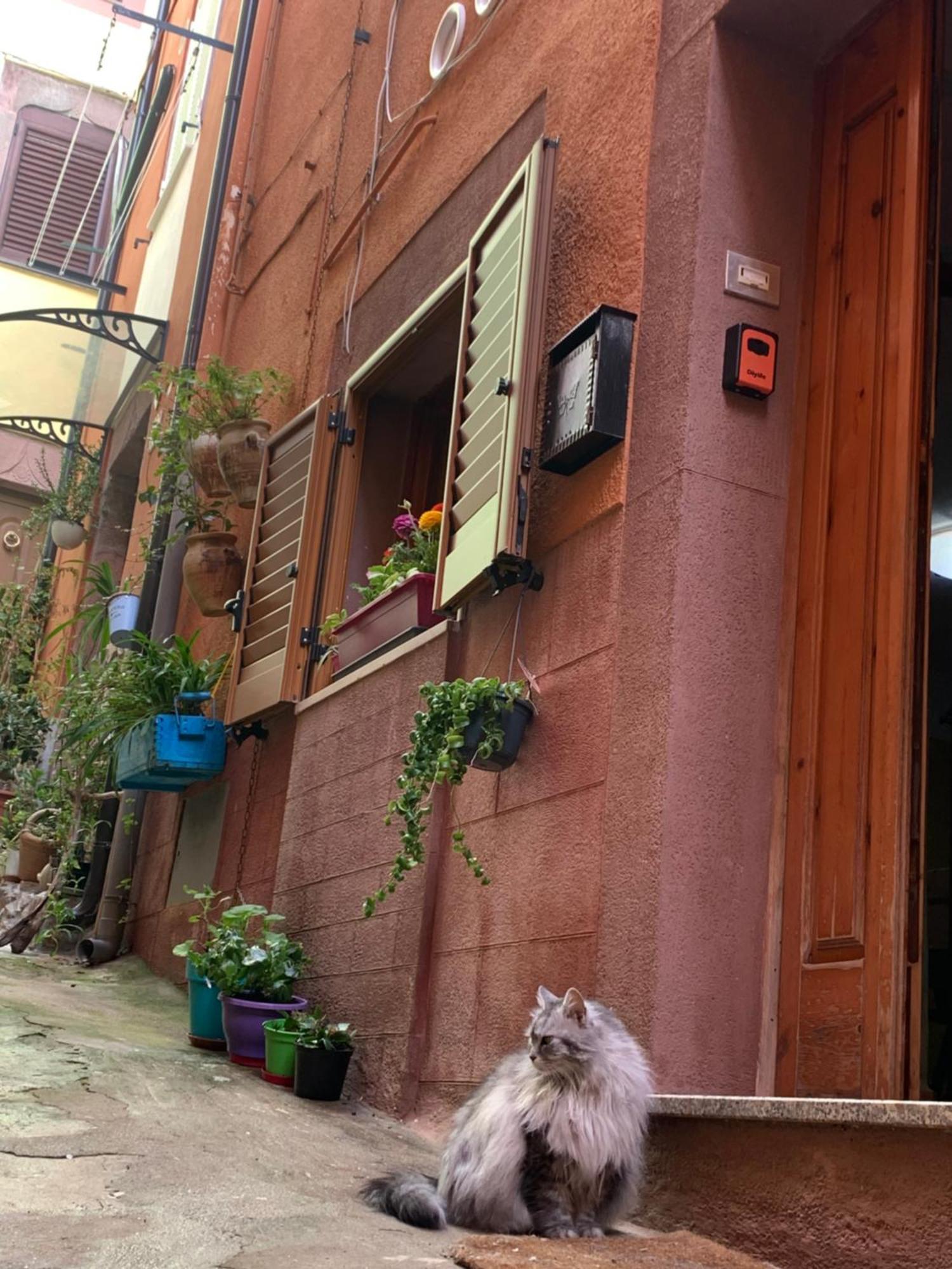 Da Ida Hotel Bosa Buitenkant foto